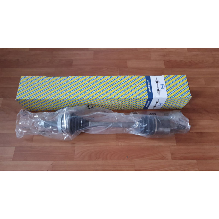 Вал привідний 495012E700 HYUNDAI TUCSON (JM), KIA SPORTAGE II (вир-во NTN-SNR)